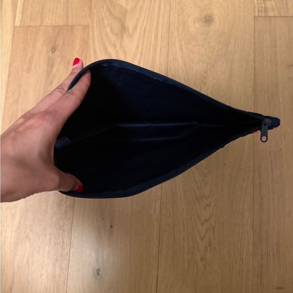 Baggu Sanrio Hello Kitty Go Pouch - Picture 3 of 3